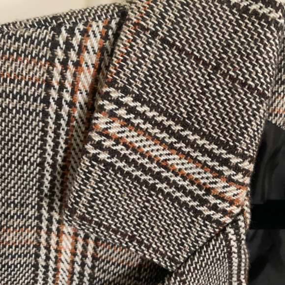 Fall coat - Picture 4 of 8